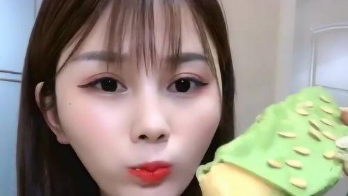 美女吃脆皮哈密瓜的视频,美女大快朵颐,视觉盛宴来袭 美女吃脆皮哈密瓜的视频,美女大快朵颐,视觉盛宴来袭